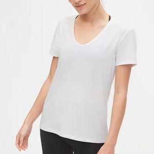 GapFit Breathe scoop neck tee shirt size small